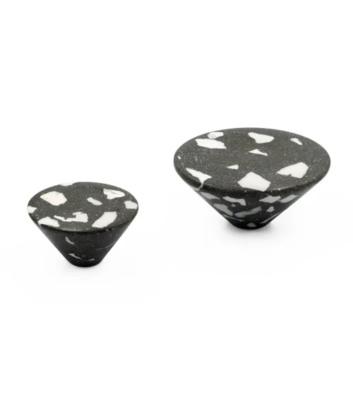Pomo de mueble en cemento - Urbi & Orbi Demenico Rocks Cono - tirador de diseño