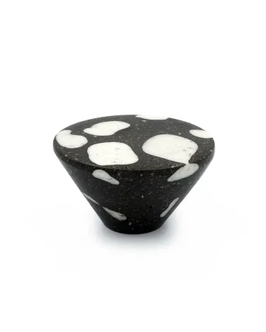Pomo de mueble en cemento - Urbi & Orbi Demenico Rocks Cono - tirador de diseño