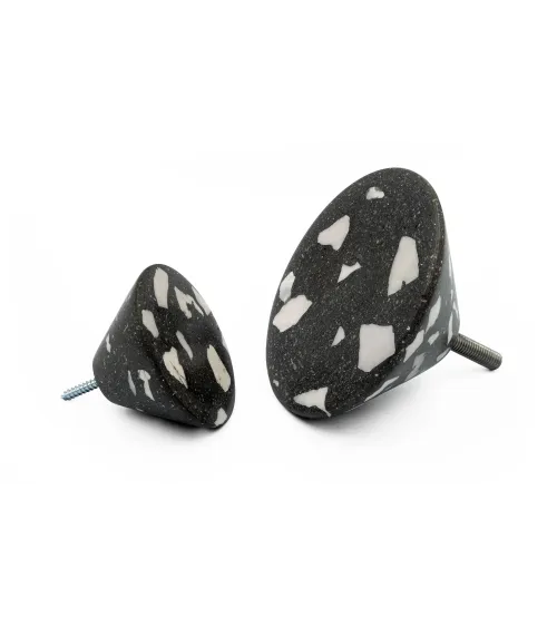 Pomo de mueble en cemento - Urbi & Orbi Demenico Rocks Cono - tirador de diseño
