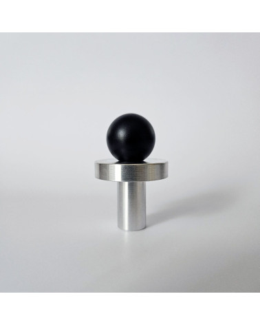 Botón de mueble negro/cromo pulido POLA diseño vista de frente