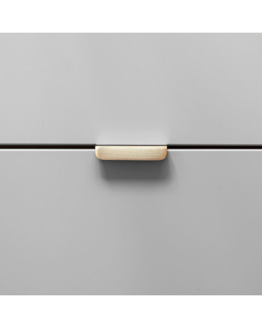 Tirador de mueble en latón ELSE EDGE tirador de diseño colocado horizontalmente