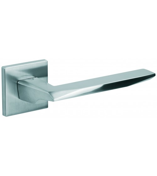 Tirador de puerta en zamak ZOE tirador de diseño