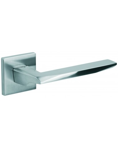 Tirador de puerta en zamak ZOE tirador de diseño