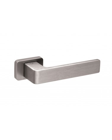 Tirador de puerta en zamak BRAVO tirador de diseño