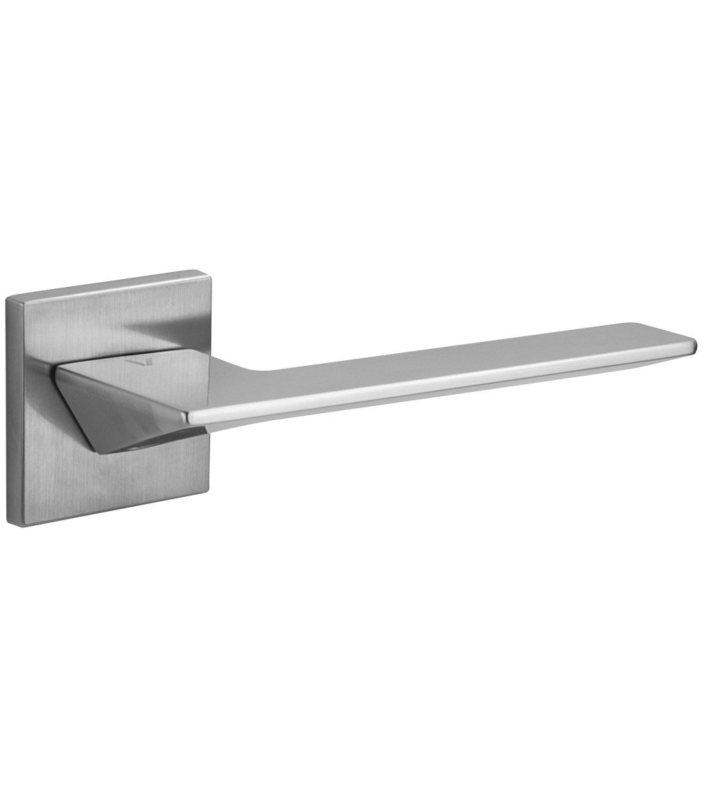 Manija de puerta en zamak VIP herraje de diseño