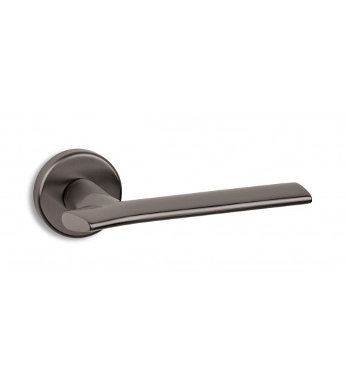 Tirador de puerta antracita Ento Wing tirador de diseño