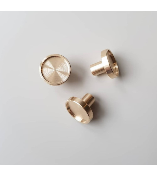 Botón de mueble de latón INA tirador de diseño