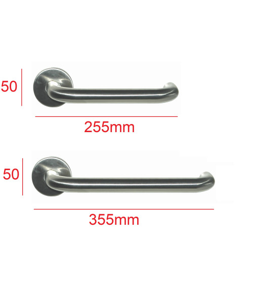 Tirador de puerta PMR modelo Reteuil en una puerta