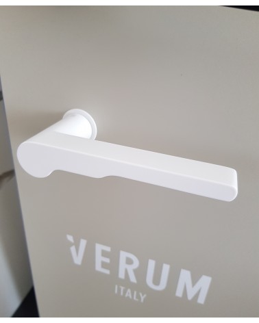 Tirador de puerta VERUM Wind, diseño de alta gama - tirador de diseño