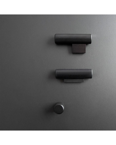 Botón de mueble negro AVANTI tirador de diseño vista desde arriba