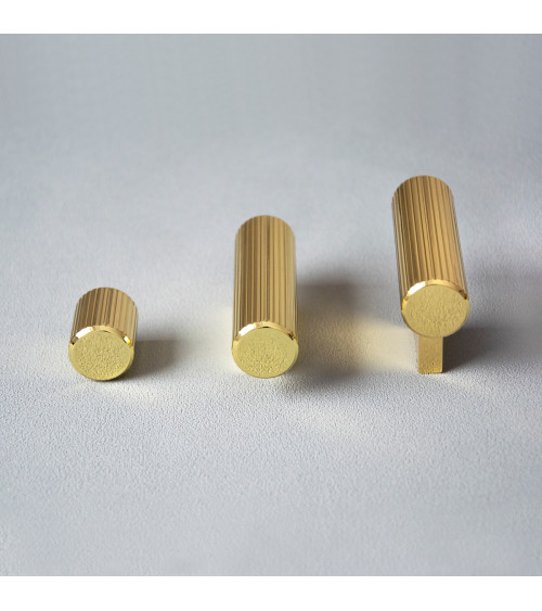 Tirador de mueble oro pulido AVANTI diseño