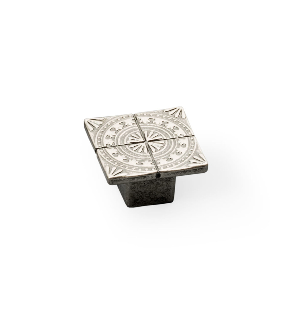 Botón de mueble plata envejecida SPARTA tirador de diseño