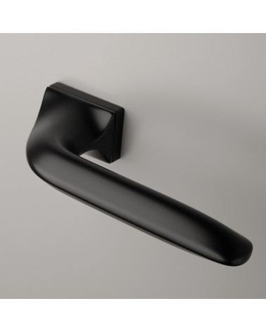 Tirador de puerta futurista GLADIOLA tirador de diseño montado en una puerta