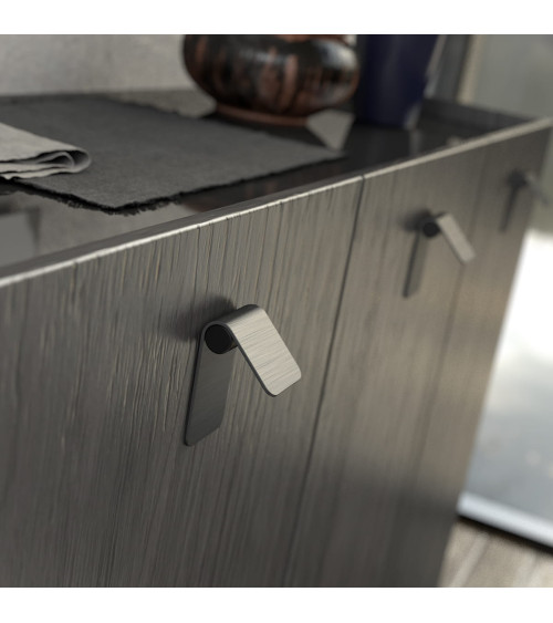 Tirador de mueble acero inoxidable/negro mate TORN-1 tirador de diseño