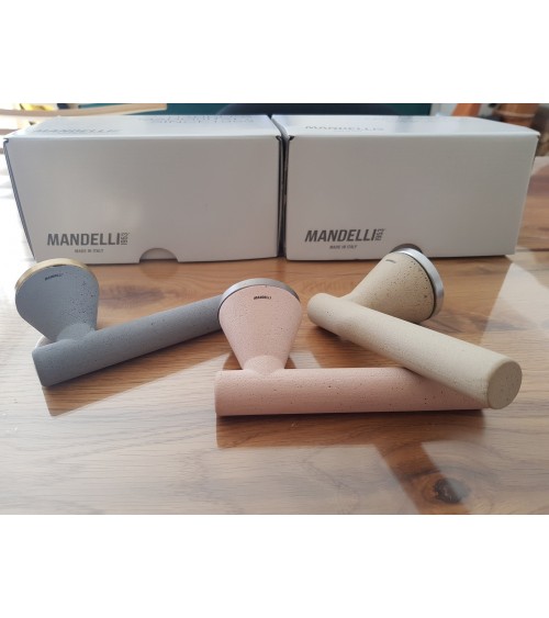 Manilla de puerta futurista Mandelli Juno manilla de diseño