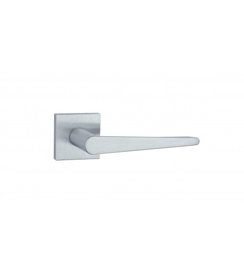 Tirador de puerta color cromo satinado ARNICA tirador de diseño
