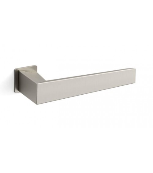 Tirador de puerta Mandelli 40+UNO tirador diseño color 2