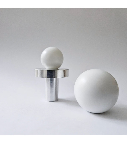 Botón de mueble en latón POLA WHITE tirador de diseño