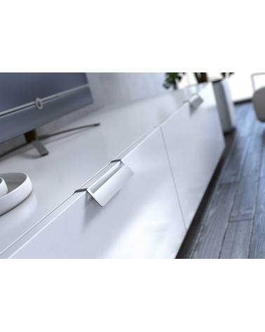 Tirador de mueble acero inoxidable PRATO-2 tirador de diseño montado en un mueble de cocina