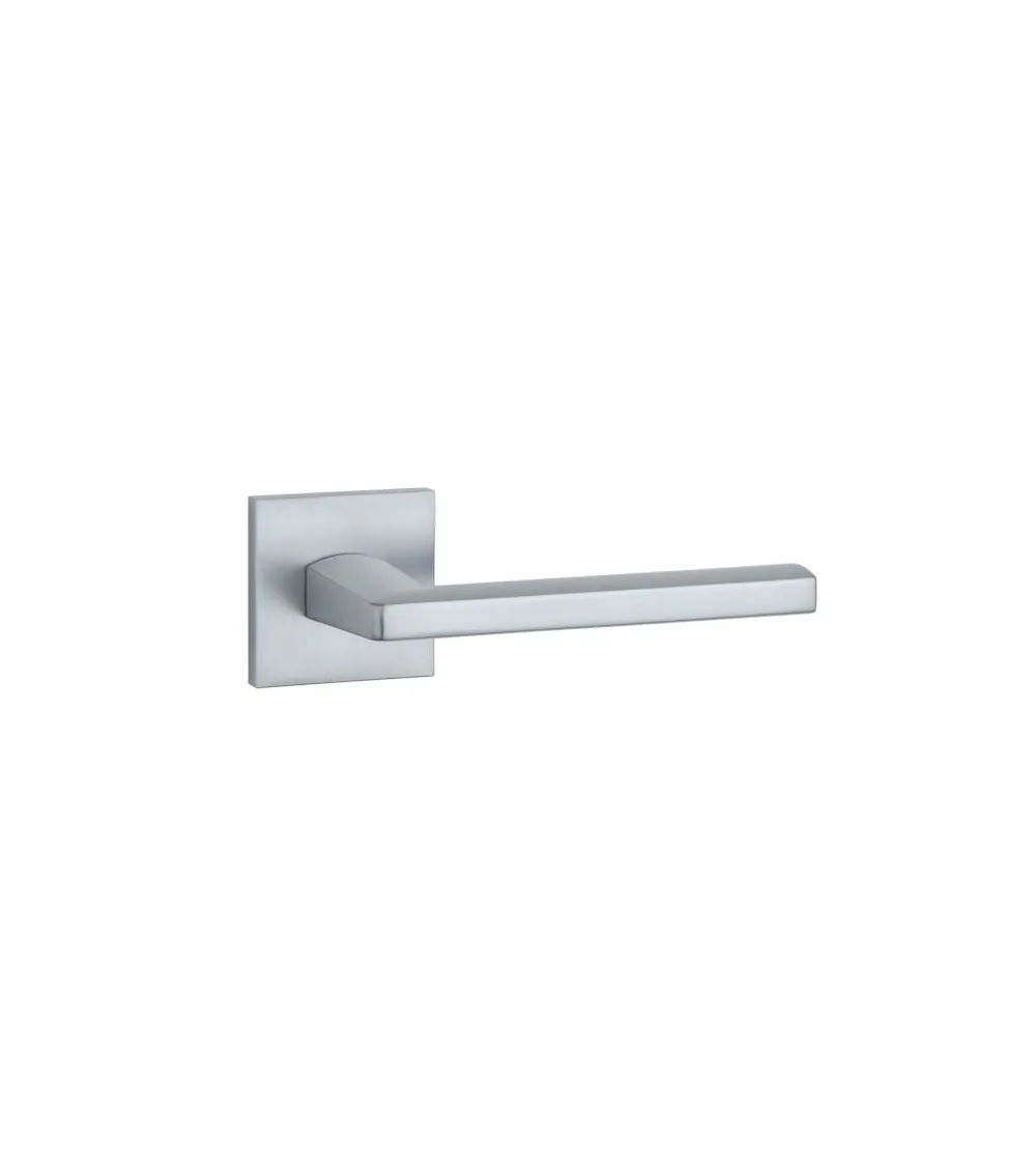 Tirador de puerta cromo satinado PYROLA ferretería decorativa