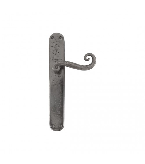Manija de puerta cromada en hierro 271 - manija de diseño