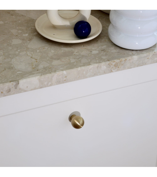 Botón de mueble en latón Boule tirador de diseño