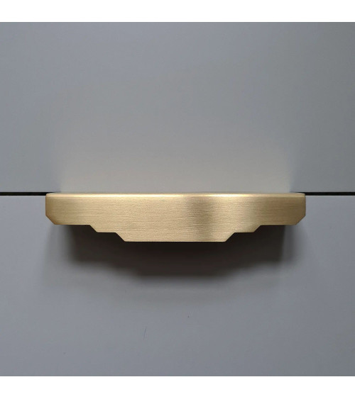 Tirador de mueble en latón cepillado Karla Edge tirador para dormitorio