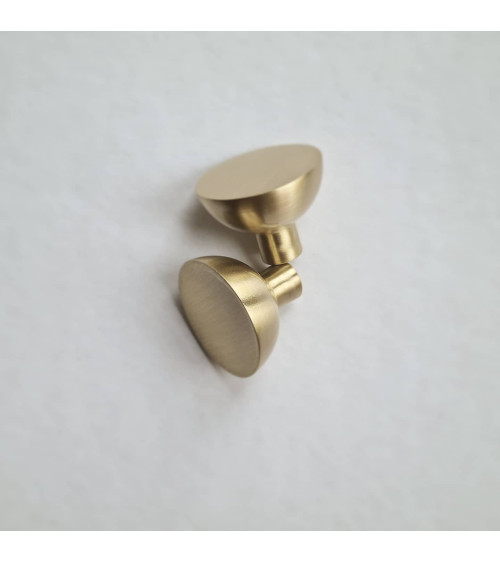 Botón de mueble oro mate LUNA M diseño