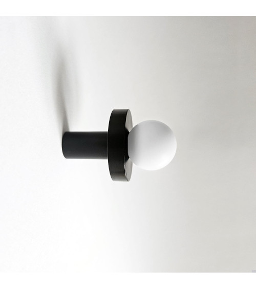 Percha de pared de latón POLA negro y blanco