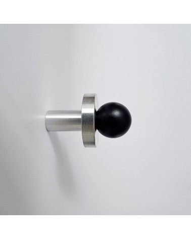 Perchero de pared de latón POLA acero inoxidable y negro