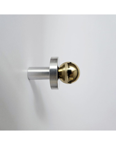 Perchero de pared de latón POLA acero inoxidable y dorado