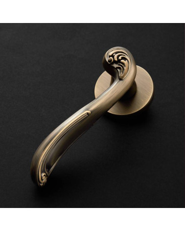 Tirador de Puerta Bronce para una decoración original - Modelo ERIS