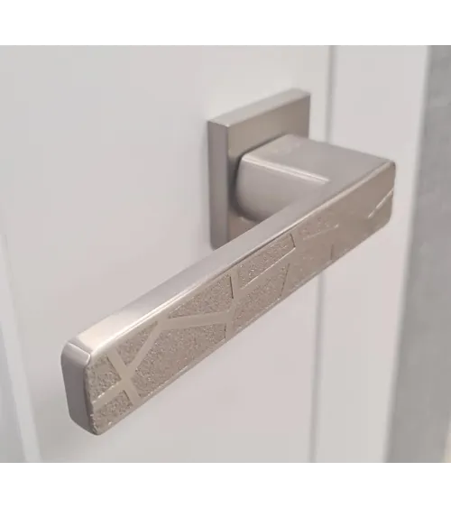 Manilla de puerta en zamak Volare diseño