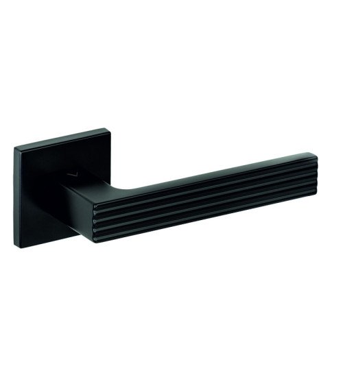 Manillas de puerta en zamak Felie