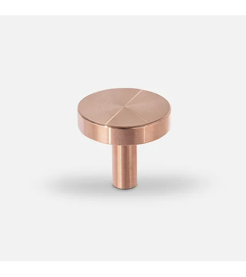 Botón de mueble en latón NENA M diseño