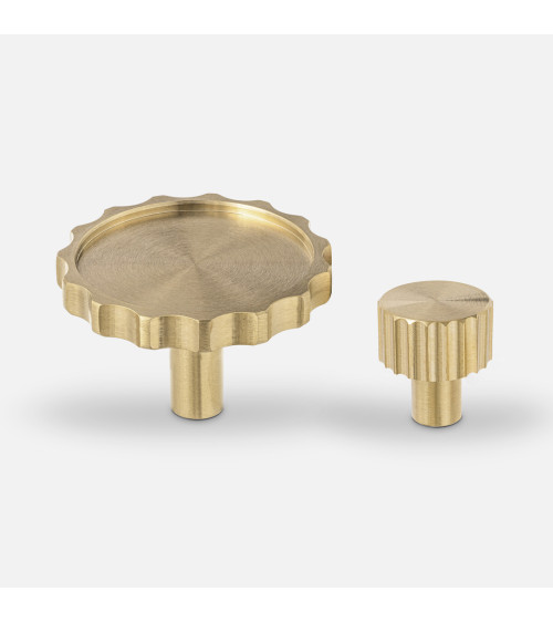 Botón de mueble dorado pulido LEXI tirador de diseño