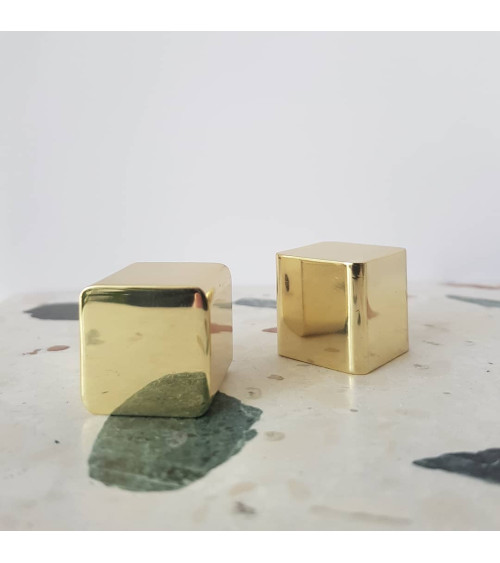 Botón de mueble en latón LANA S tirador de diseño