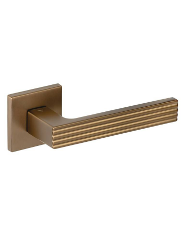 Tirador de puerta de cobre Felice diseño