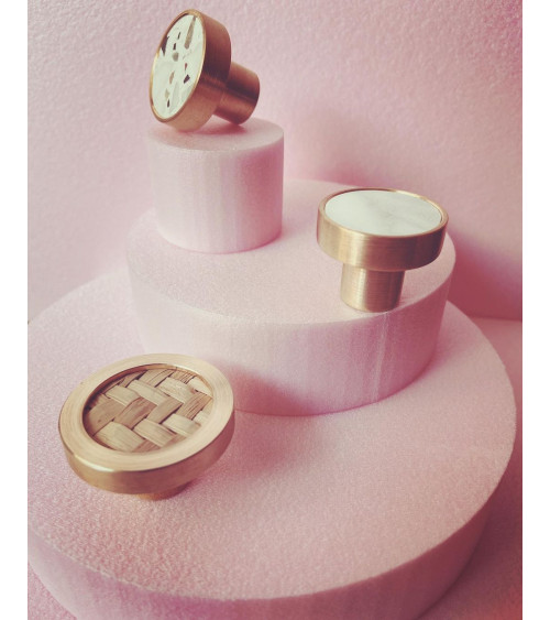 Botón de mueble en latón y Terrazzo tirador de diseño