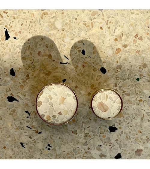 Botón de mueble en latón y Terrazzo tirador de diseño
