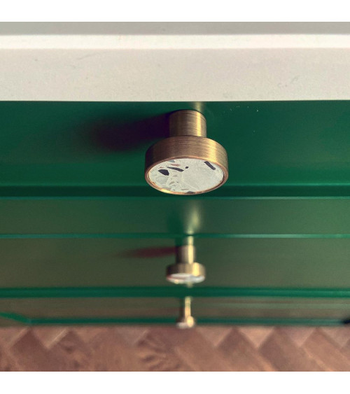 Botón de mueble en latón y Terrazzo tirador de diseño