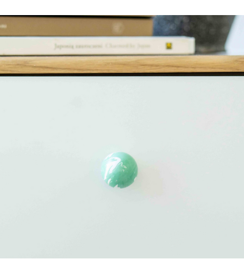 Botón de mueble de madera de haya verde intenso, tirador de diseño