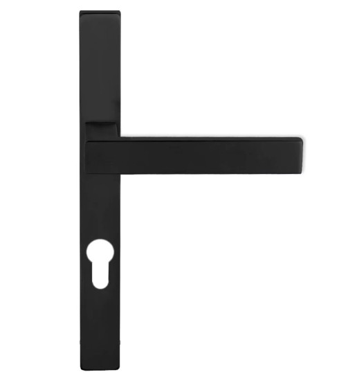 tirador de puerta negro sobre placa fina y larga
