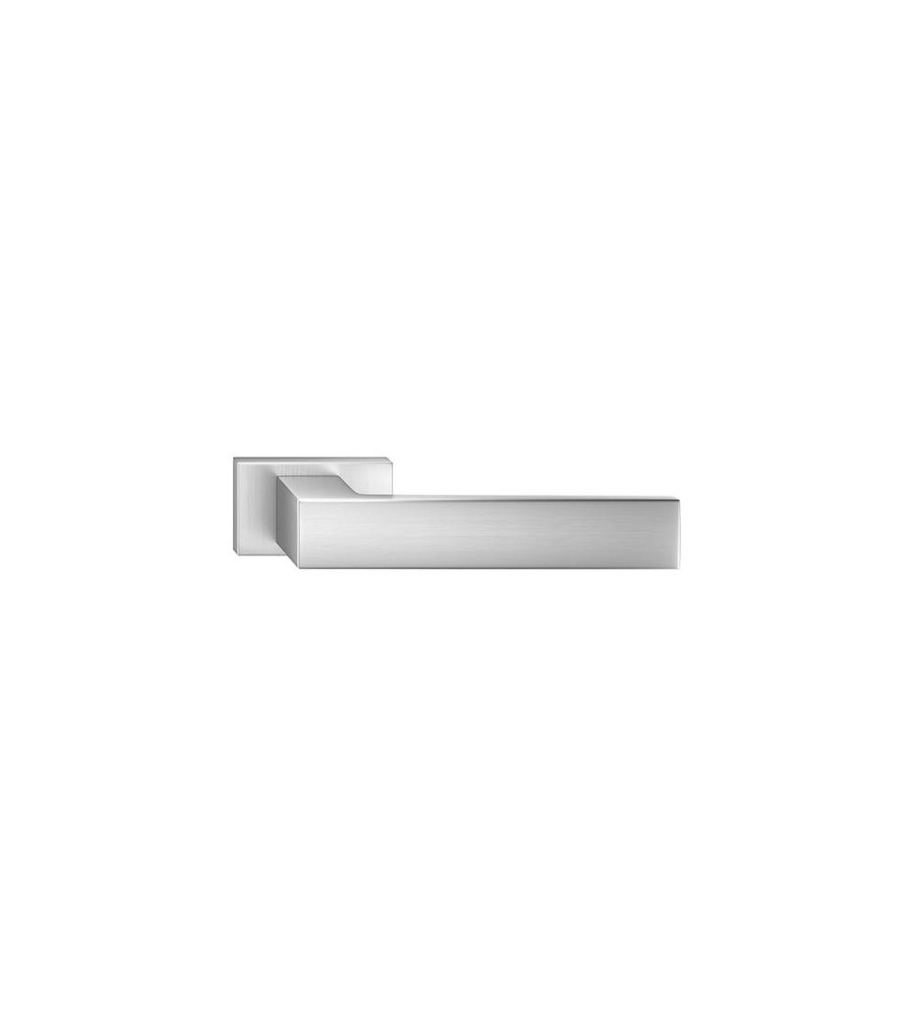 Tirador de puerta cromo satinado Focus diseño
