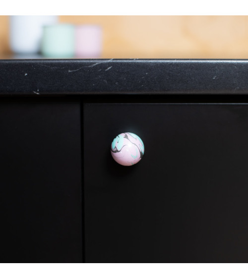 Botón de mueble de madera de haya Funky Negro Ebru