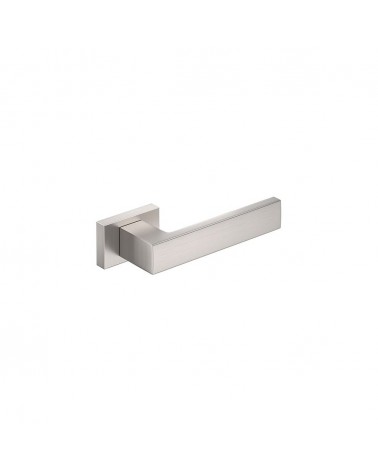 Tirador de puerta níquel satinado Focus manilla de diseño vista superior inclinada