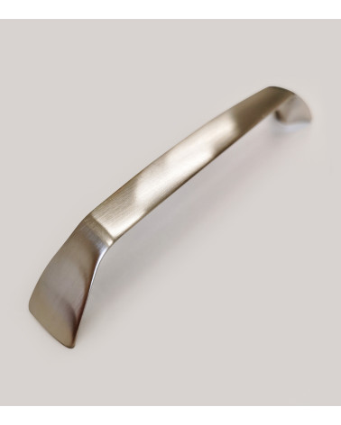 Tirador de mueble de acero inoxidable SONGO tirador de diseño vista de cerca