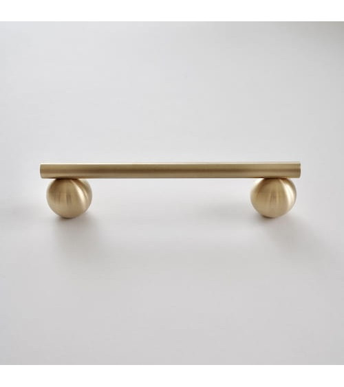 Tirador de mueble de latón cepillado modelo 04