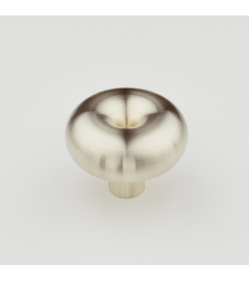 Botón de mueble de latón modelo 09 donut