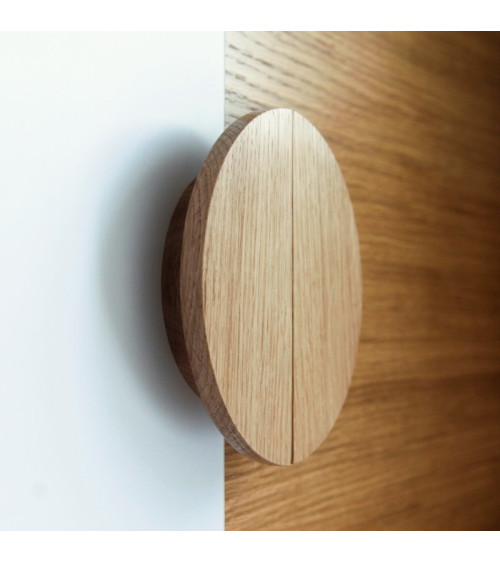 Tirador de mueble semicircular de madera